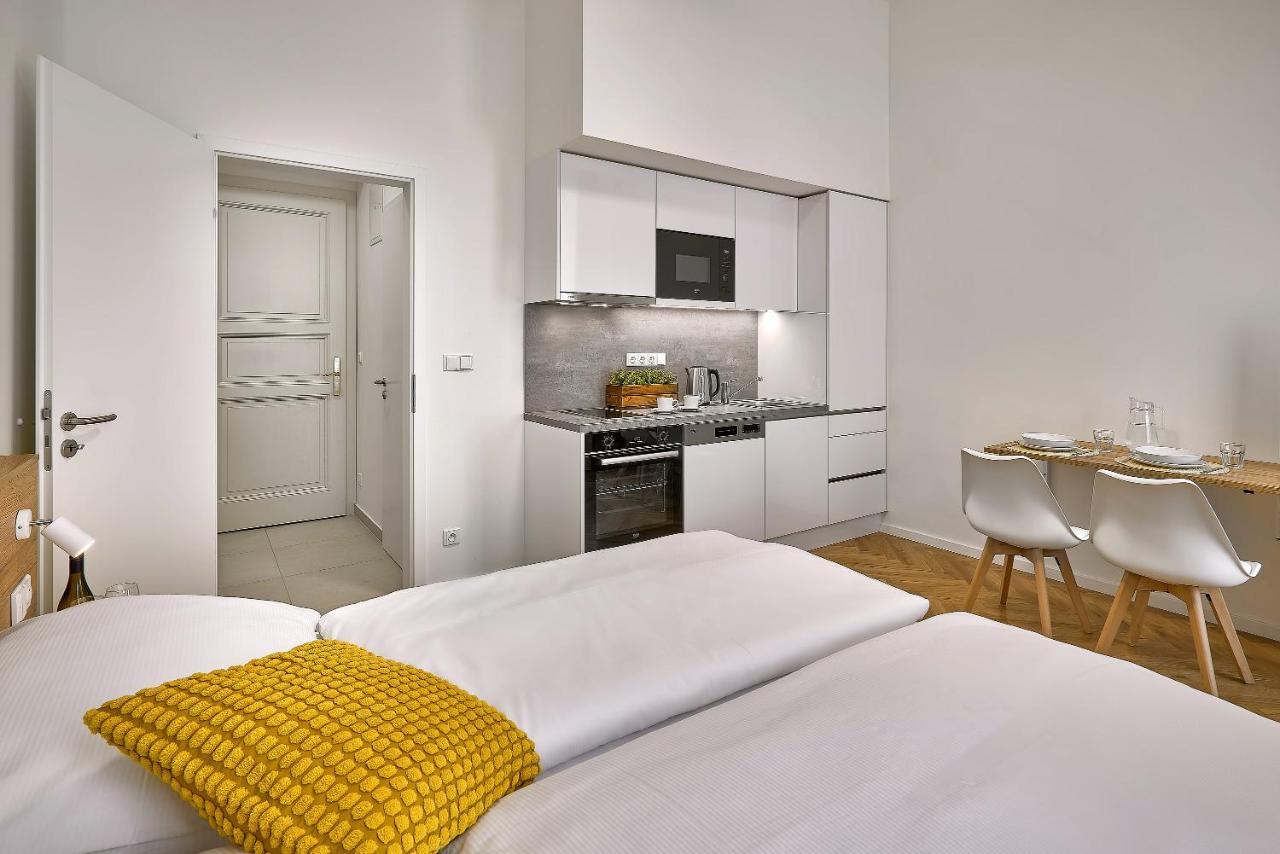 Downtown Suites Rubesova Πράγα Εξωτερικό φωτογραφία