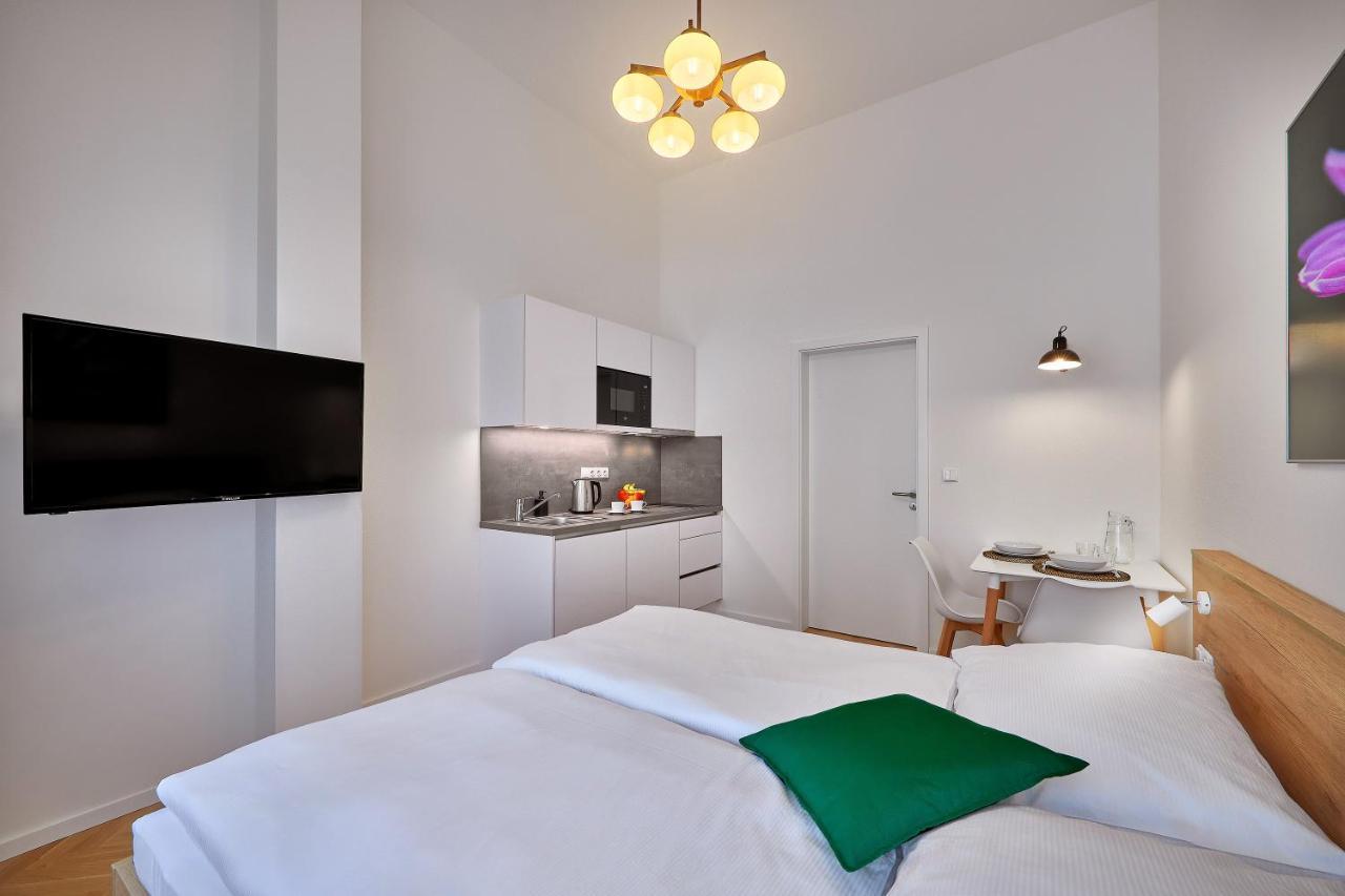 Downtown Suites Rubesova Πράγα Εξωτερικό φωτογραφία