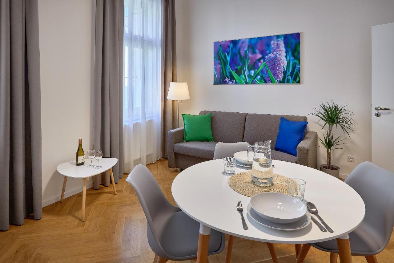 Downtown Suites Rubesova Πράγα Εξωτερικό φωτογραφία