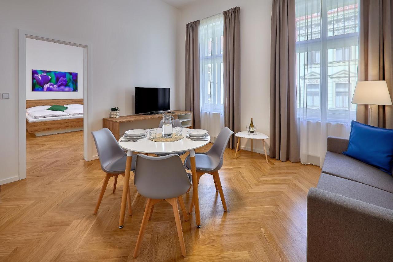 Downtown Suites Rubesova Πράγα Εξωτερικό φωτογραφία