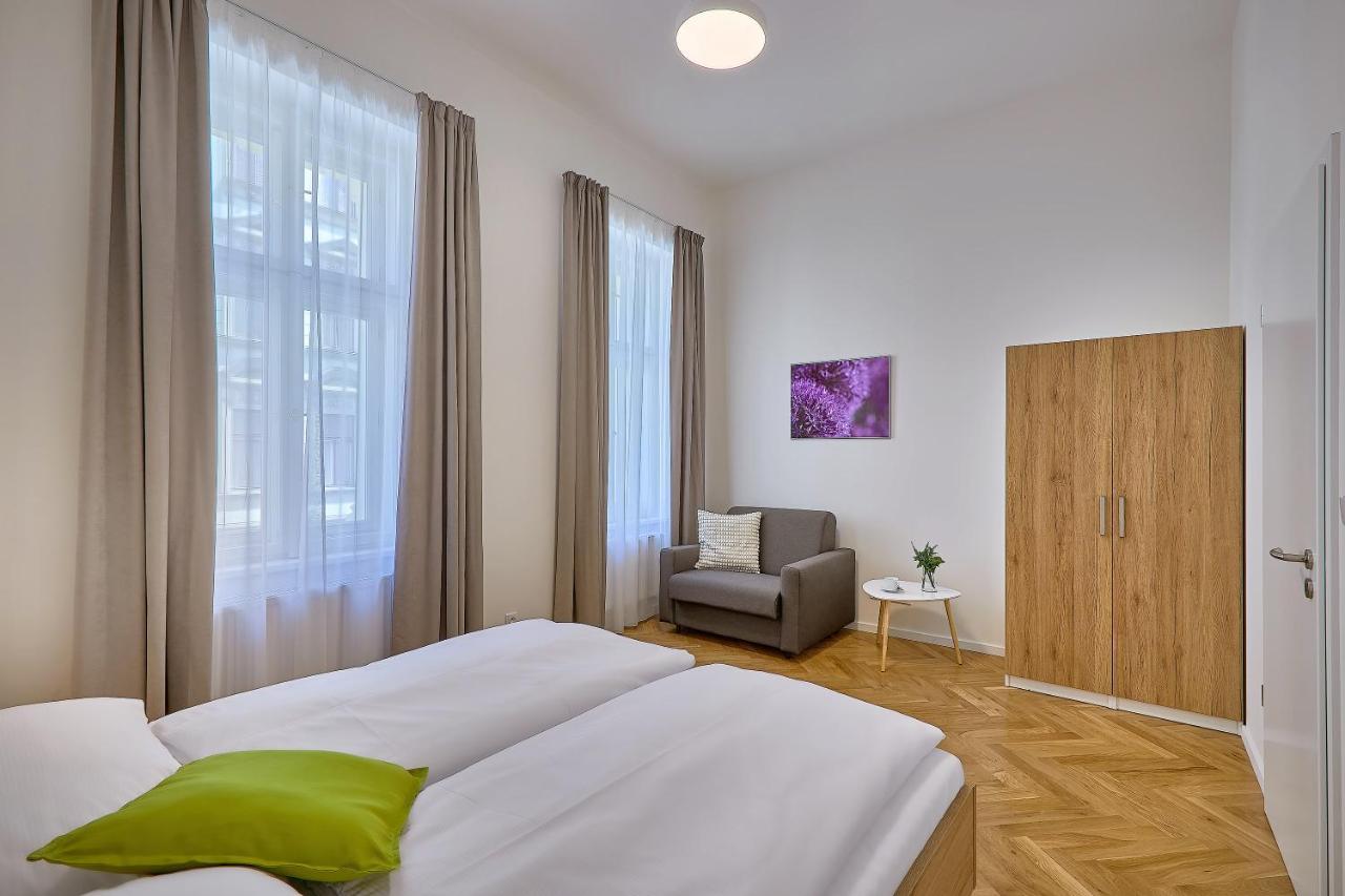 Downtown Suites Rubesova Πράγα Εξωτερικό φωτογραφία