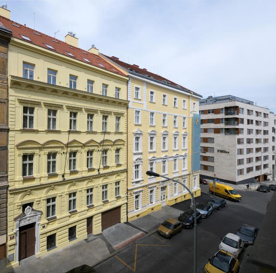 Downtown Suites Rubesova Πράγα Εξωτερικό φωτογραφία
