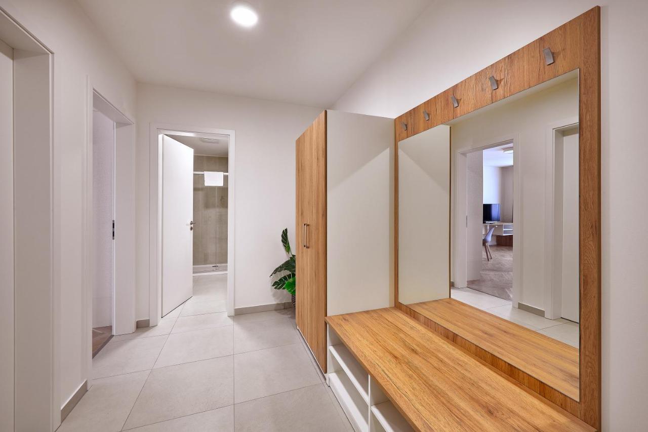 Downtown Suites Rubesova Πράγα Εξωτερικό φωτογραφία