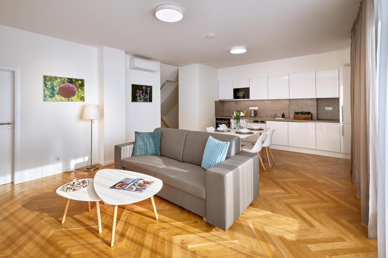 Downtown Suites Rubesova Πράγα Εξωτερικό φωτογραφία
